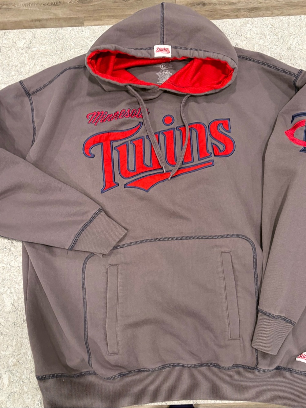 Minnesota Twins Stitches MLB Grey Hoodie with Red Lining-XXL